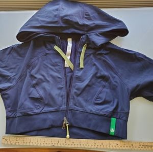 Lululemon cropped hoodie